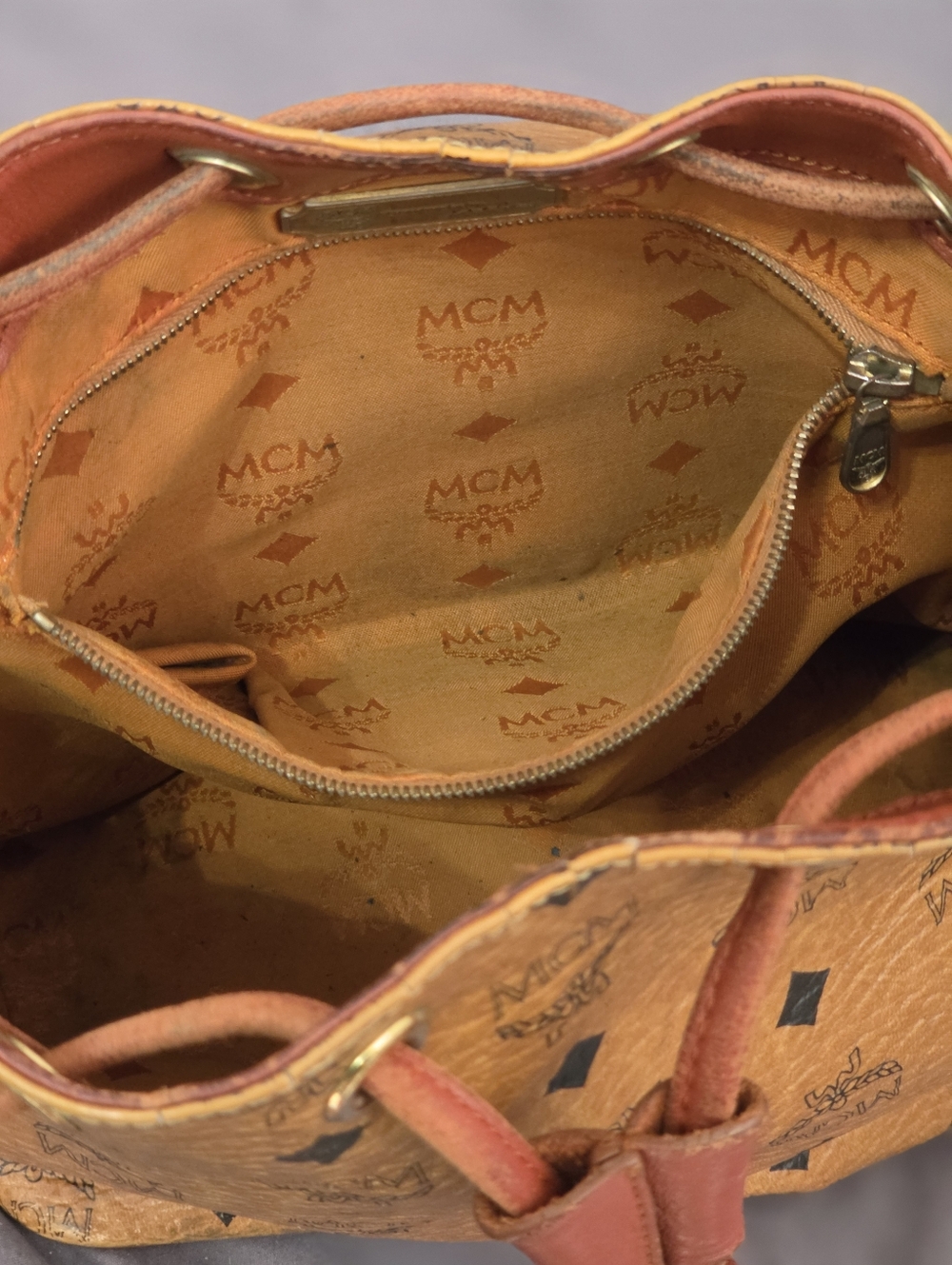 AUTHENTIC Cognac/Chestnut McM Visetos Leather Drawstring Bucket Shoulder Bag - Picture 14 of 15